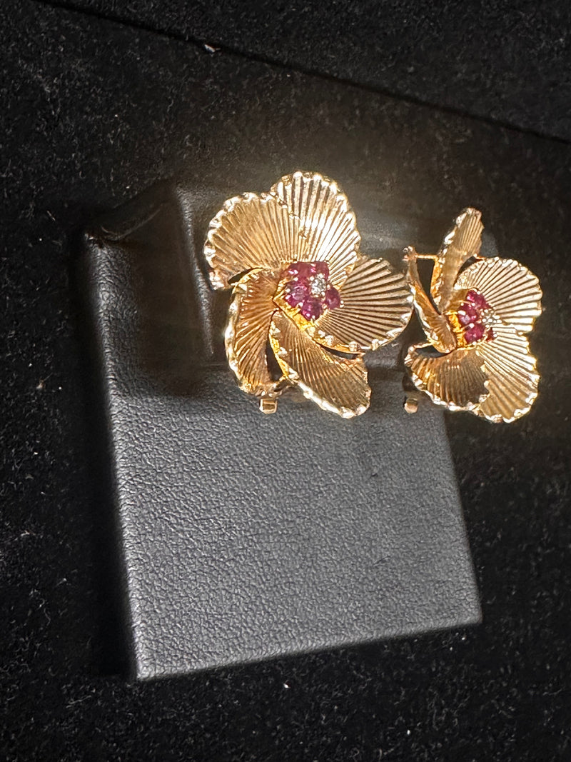 Designer Floral Solid Gold Earrings with Diamonds and Rubies - $20K APR w/ CoA!! APR57
