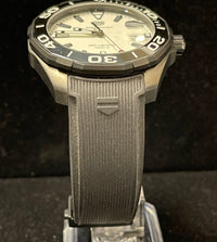 TAG HEUER Aquaracer Stainless Steel Men's Large Watch - Incredibly Rare - $4K Appraisal Value! ✓ APR 57