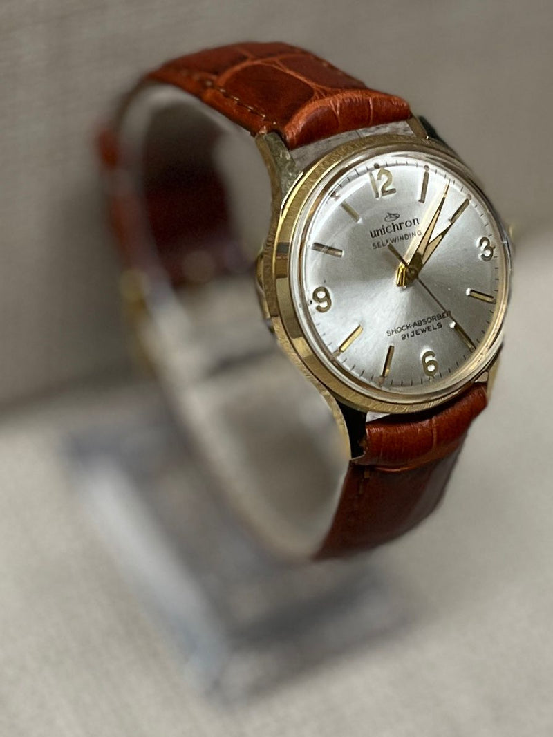 Unichron Selfwinding Original Beautiful And Vintage Wristwatch- $2k APR w/ COA!! APR 57