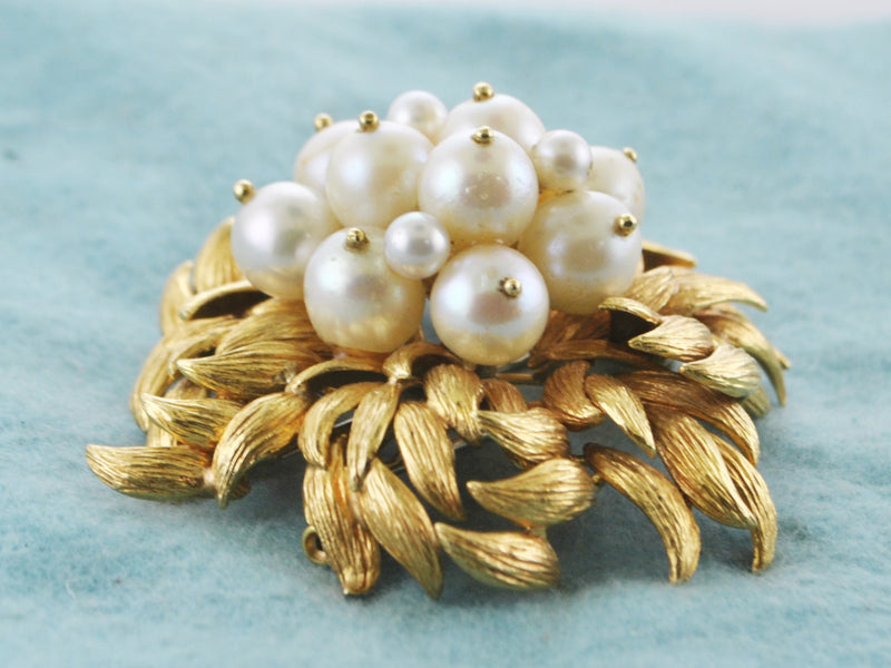 Pearl Brooch with 13 Pearls in Floral Intricate Design in 18 Karat Yellow Gold - $20K VALUE APR 57