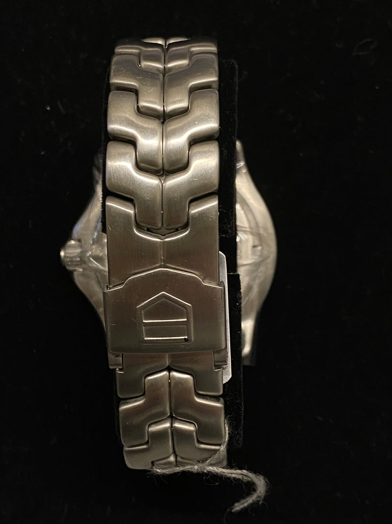 TAG HEUER Stainless Steel Professional Diver's Watch  w/ Date, Ref. #WT1112 - $4K Appraisal Value! ✓ APR 57