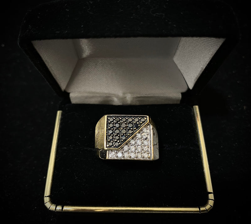 Unique Designer Solid Yellow Gold Ring with Black & White Diamonds! - $6K Appraisal Value w/CoA] APR57