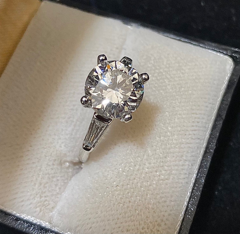 Unique Designer's Platinum with 3+ carats Diamond 3-stone Engagement Ring - $150K Appraisal Value w/CoA} APR57
