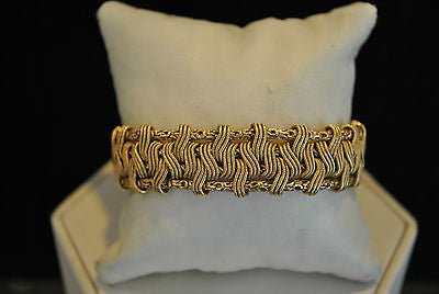 1940s Exquisite Designer Woven Bracelet in 18K Yellow Gold - $25K VALUE APR 57