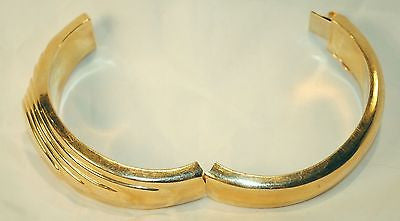 Vintage 1970's Hinged Bangle Bracelet in 14K Yellow Gold - $10K VALUE APR 57