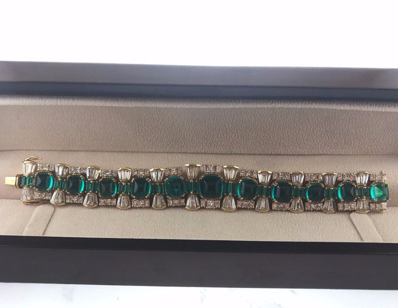 Beautiful Ladies Emerald & Diamond Bracelet in 18K Yellow Gold - $45K APR Value w/ CoA! APR 57