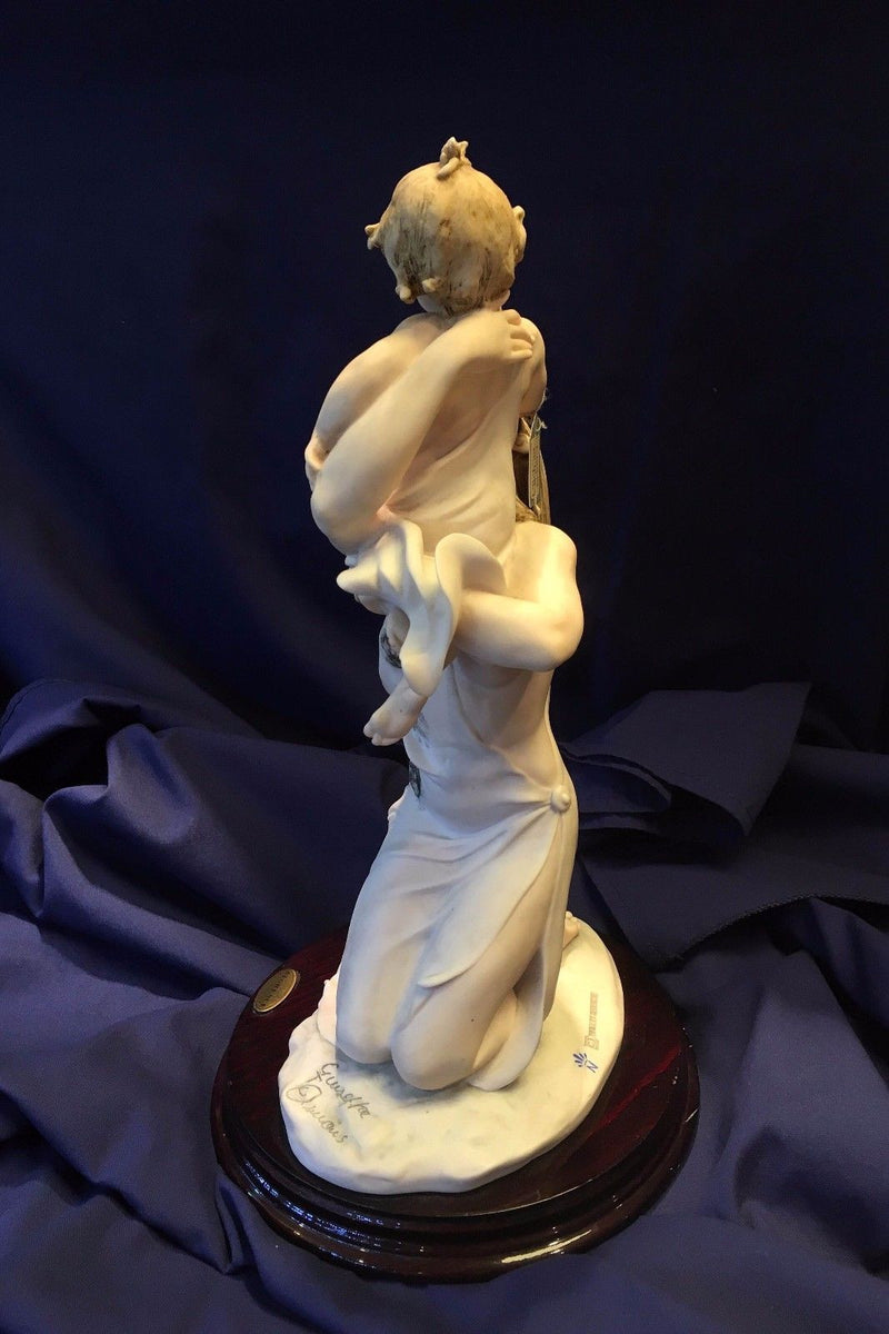 GIUSEPPE ARMANI "Abiding Love" Italian Figurine Knelt - $4K VALUE* APR 57