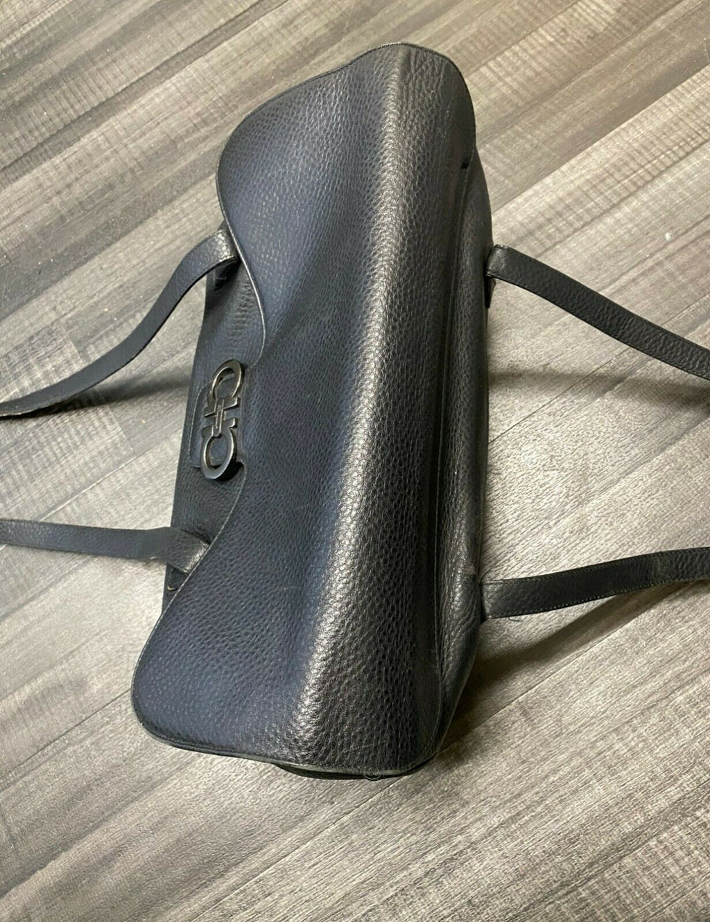 SALVATORE FERRAGAMO Black Pebble Leather Shoulder Bag