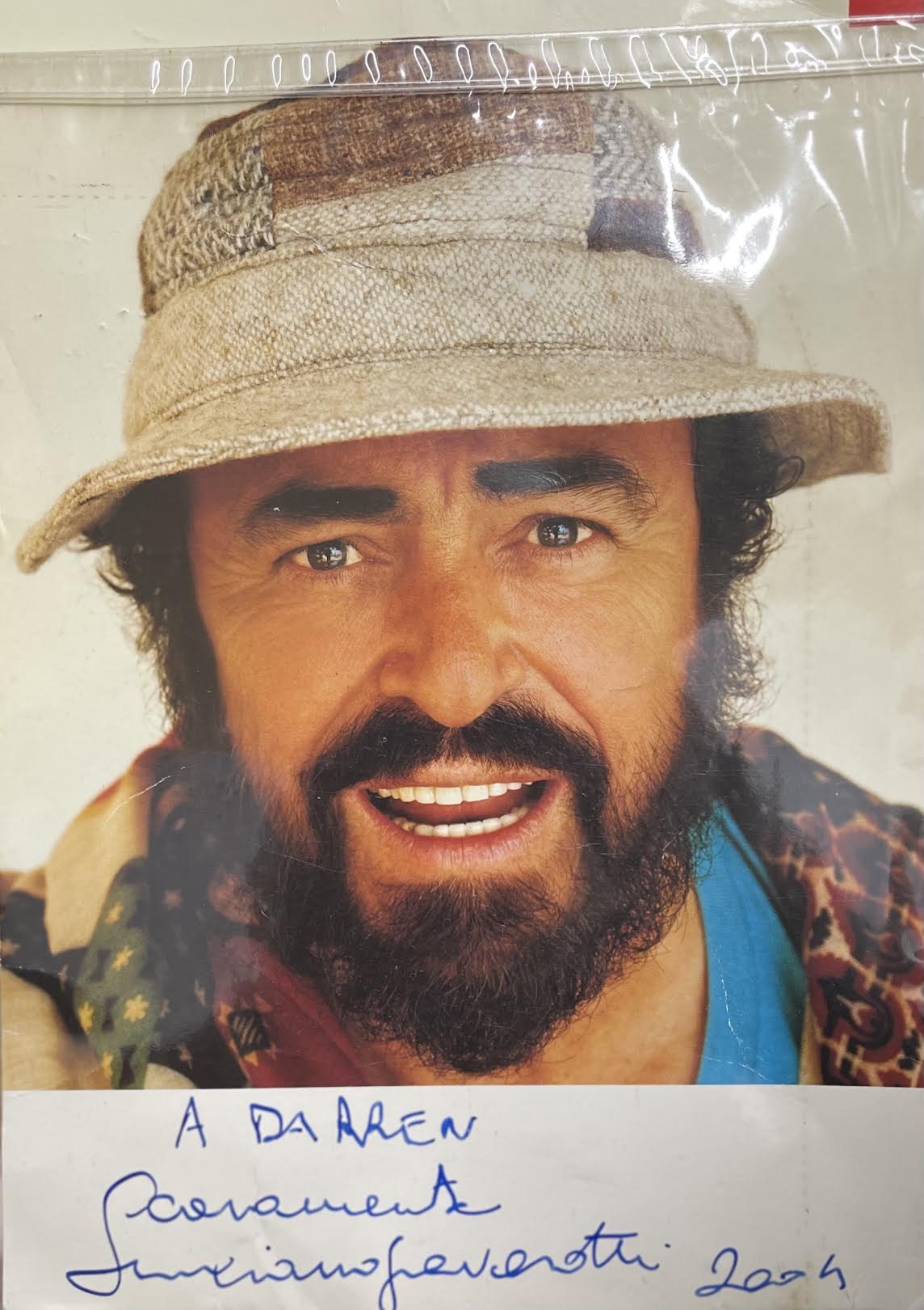 Authenticating a Signed Pavarotti Photograph