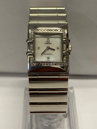 OMEGA Elegant Ladies Mother Of Pearl & Diamonds Classic Watch - $8K APR w/ COA!! APR57