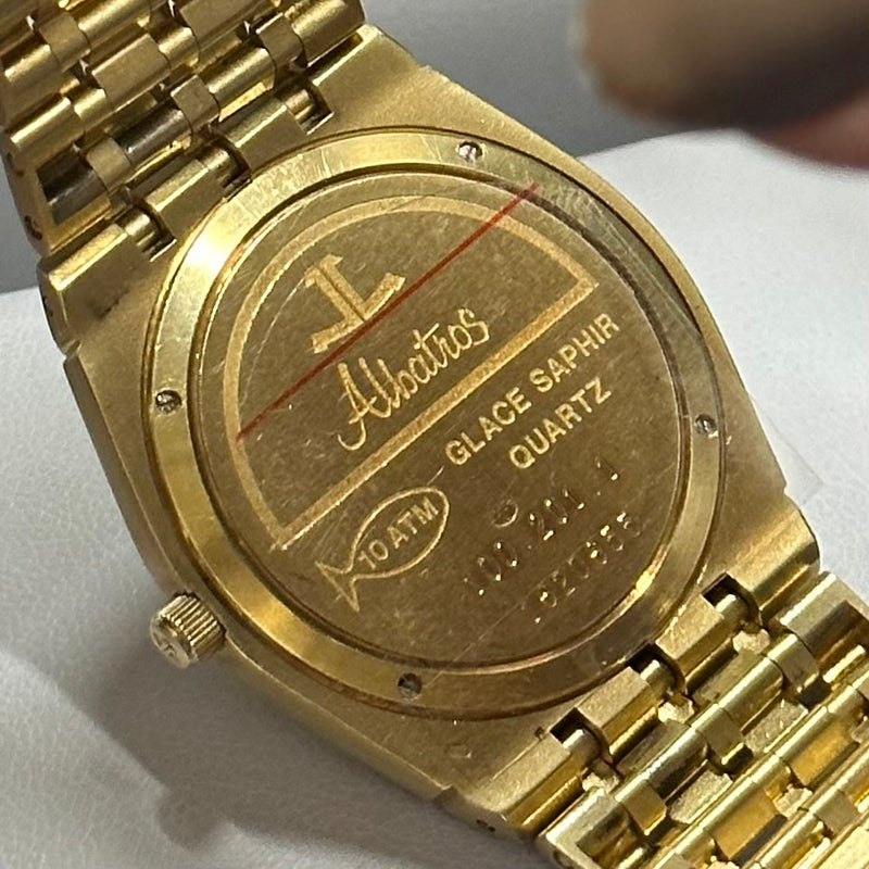 JAEGER LE-COULTRE ALBATROS Date 18K Yellow Gold Men's Watch - $40K APR w/ COA!!! APR57