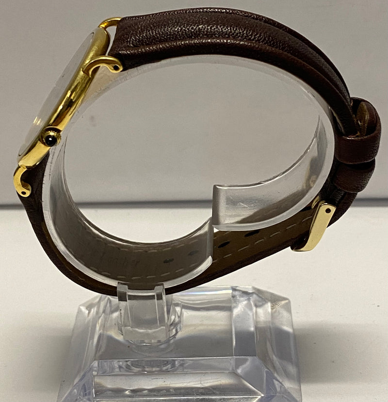 UNIVERSAL GENEVE Ultra-Thin 18k Gold Classic Men's Timepiece - $20K APR w/ COA!! APR57