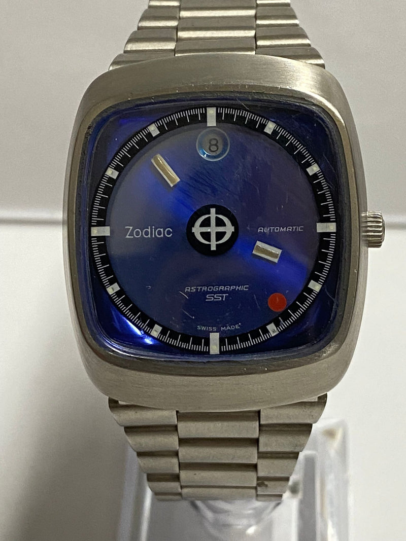 Zodiac SS Spectacular & Very Rare TV-Case Unique Men's Watch - $8K APR w/ COA!!! APR57