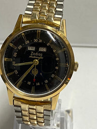 Zodiac SS SG Moon Phase Vintage Circa 1940's Like New Watch - $15K APR w/ COA!!! APR57