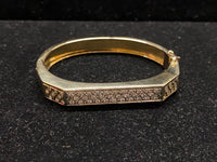 Spectacular & Beautiful Bracelet w/52 Diamonds and Solid Gold - $16K APR w/ COA! APR 57