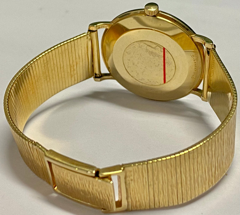 TIFFANY & CO Vintage Circa 1940's Solid Gold Mechanical Watch - $30K APR w/ COA! APR57