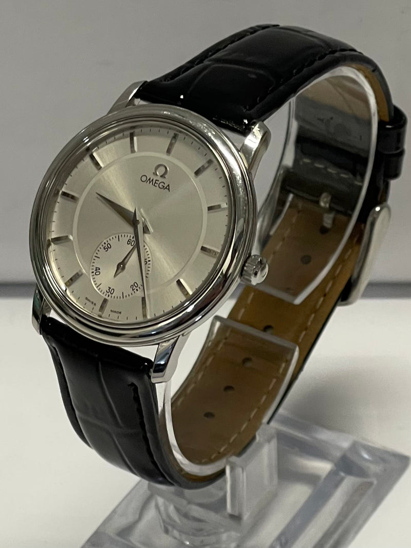 OMEGA Unique and Classic Design Stainless Steel Men's Watch - $10K APR w/ COA!!! APR 57