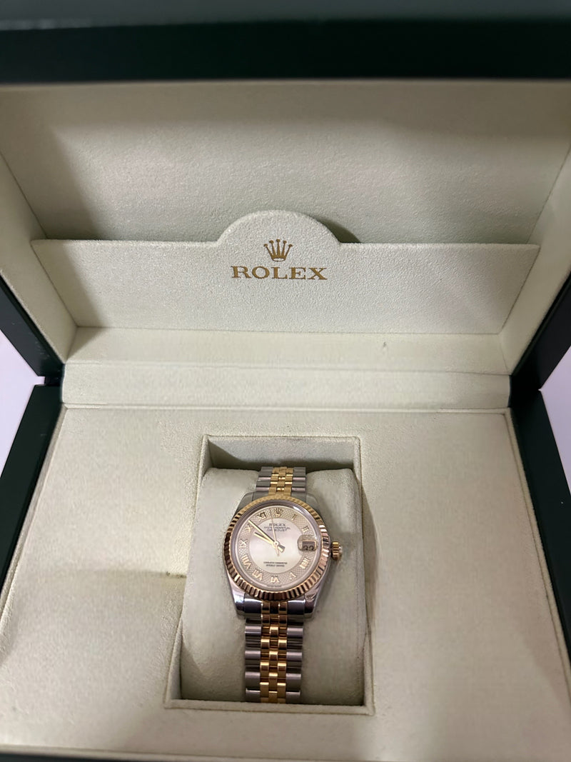 ROLEX UNISEX OYSTER PERPETUAL DATEJUST, TWO TONED 18K GOLD & STAINLESS STEEL - $35K APR w CoA! APR57