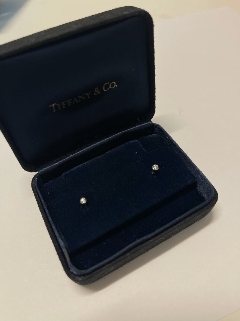 TIFFANY & CO. ELSA PERETTI DIAMOND PLATINUM UNISEX EARRINGS  - $5k APR w/ CoA!!! APR57