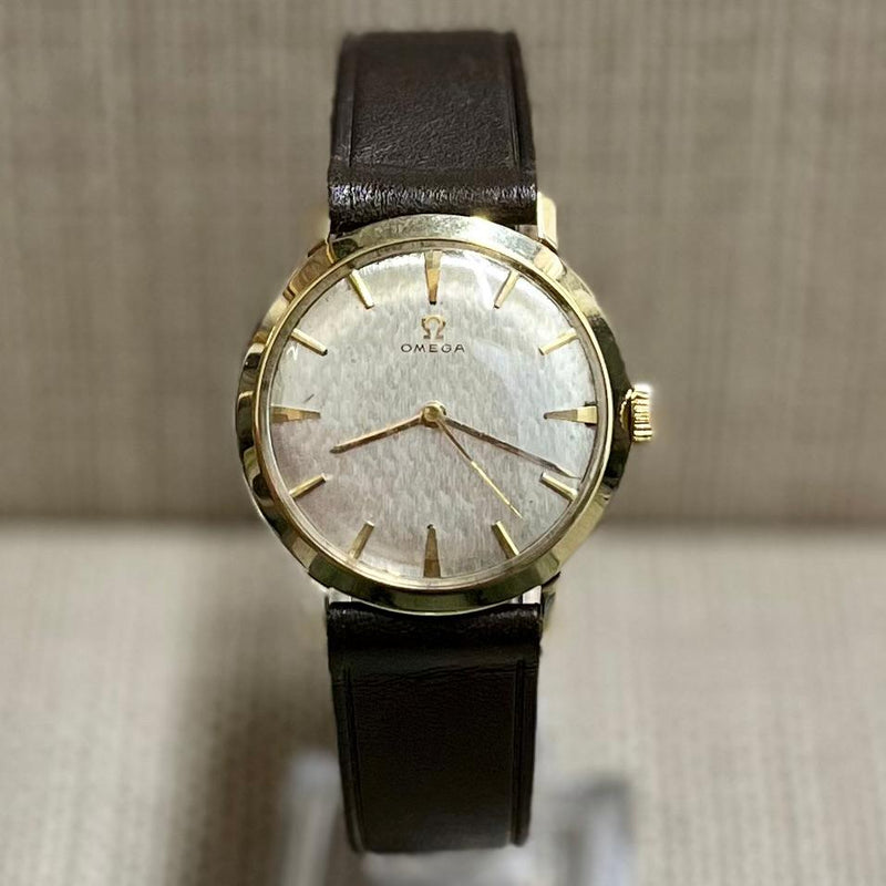 OMEGA Solid Yellow Gold w/ Fancy Lugs Rare Vintage Men's Watch- $10K APR w/ COA! APR57