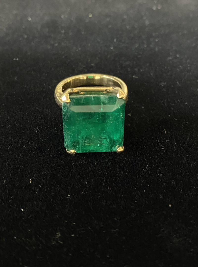 Antique 20 cts Emerald in Solid Yellow Gold Ring $80K Appraisal Value w/CoA} APR 57