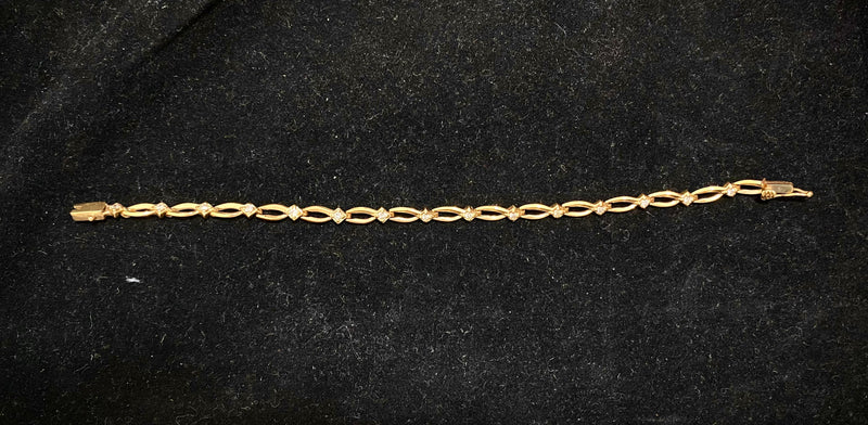 Unique Designer’s Solid Yellow Gold with 15 Diamonds Bracelet $15K Appraisal Value w/CoA} APR57