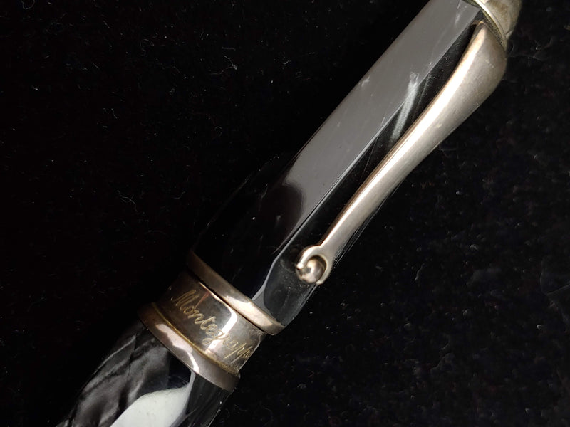 MONTEGRAPPA Emblema Grey Mother of Pearl Rollerball Pen - $600 APR Value w/ CoA! APR 57