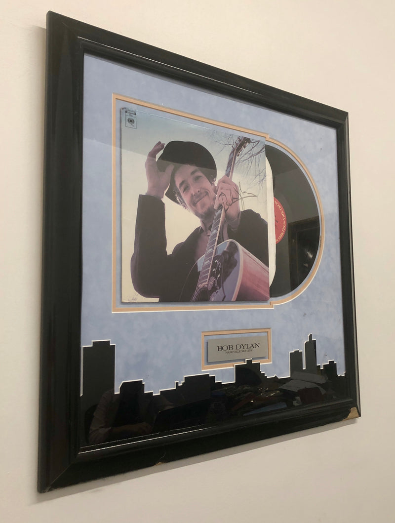 BOB DYLAN Signed Vinyl Record Nashville Skyline Album Signed, 1969 -$8K VALUE APR 57
