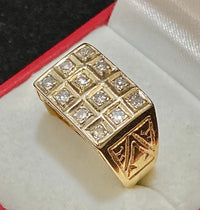 High-End Designer 18K Yellow Gold with 12-Diamond Flat Top Ring - $7K Appraisal Value w/CoA} APR57