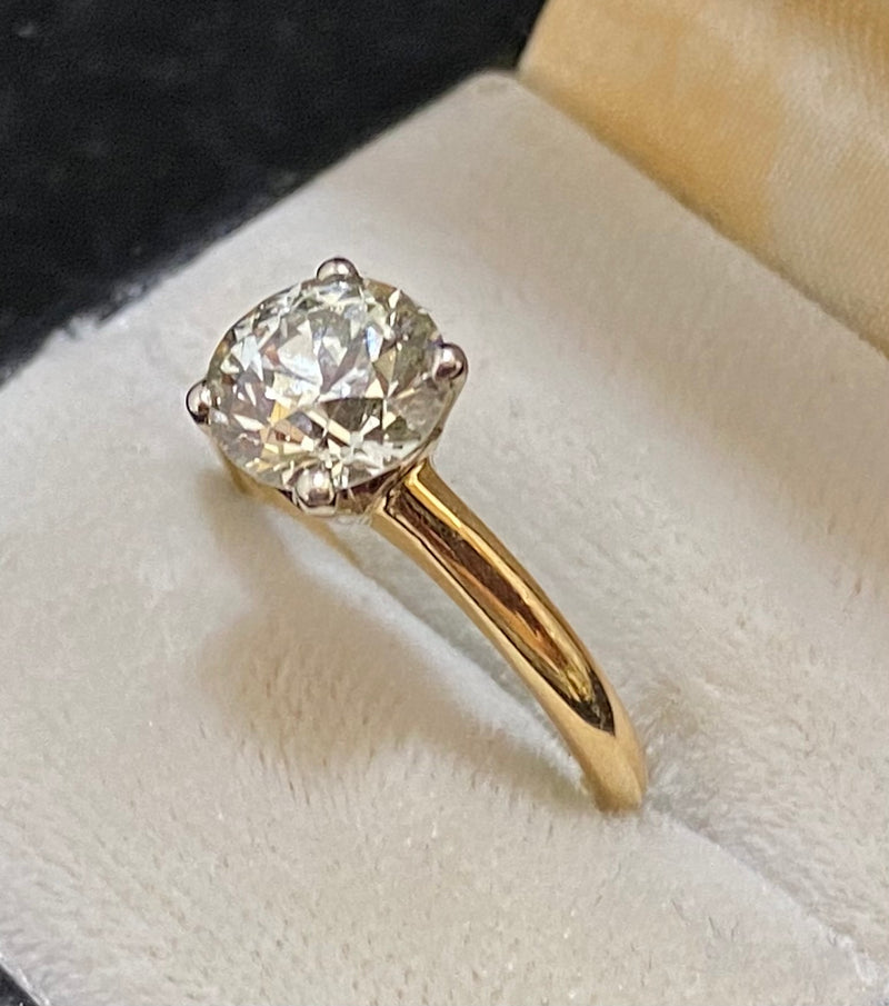Beautiful Solid Yellow Gold 2+Ct. Old Mine Diamond Solitaire Ring - $70K Appraisal Value w/CoA} APR57