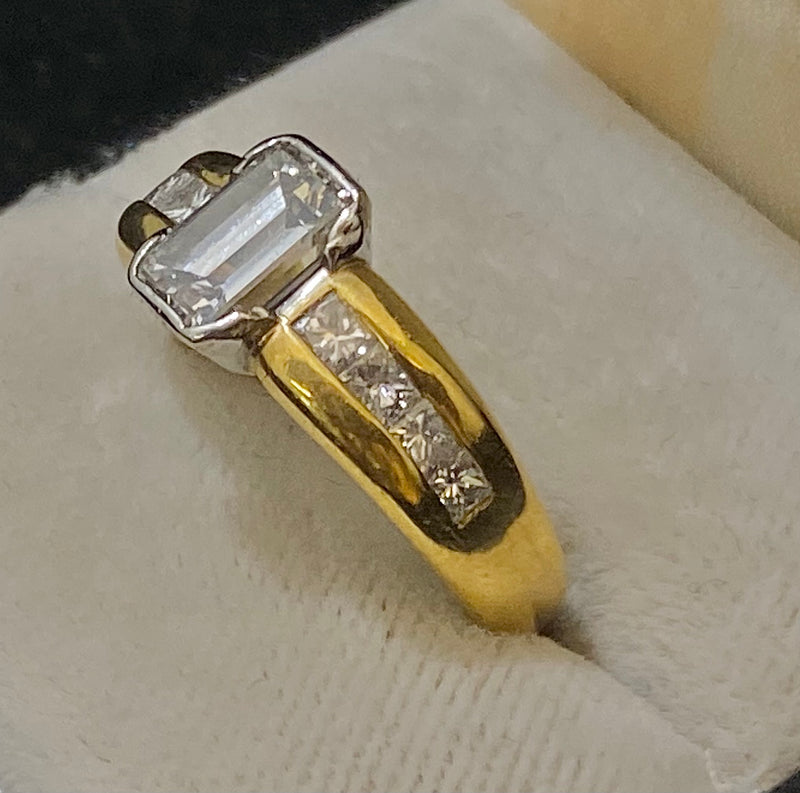 Antique 18K Yellow Gold Emerald-cut & Princess-cut Diamond Ring - $60K Appraisal Value w/CoA} APR57
