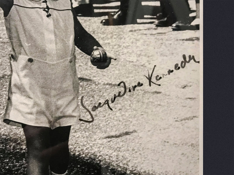 JACKIE KENNEDY Autographed 1963 Photograph taken by Robert Davidoff - $6K Appraisal Value! APR 57