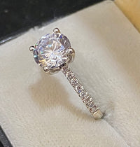 Amazing Solid White Gold Diamond Crystal Ring - $3K Appraisal Value w/CoA} APR57