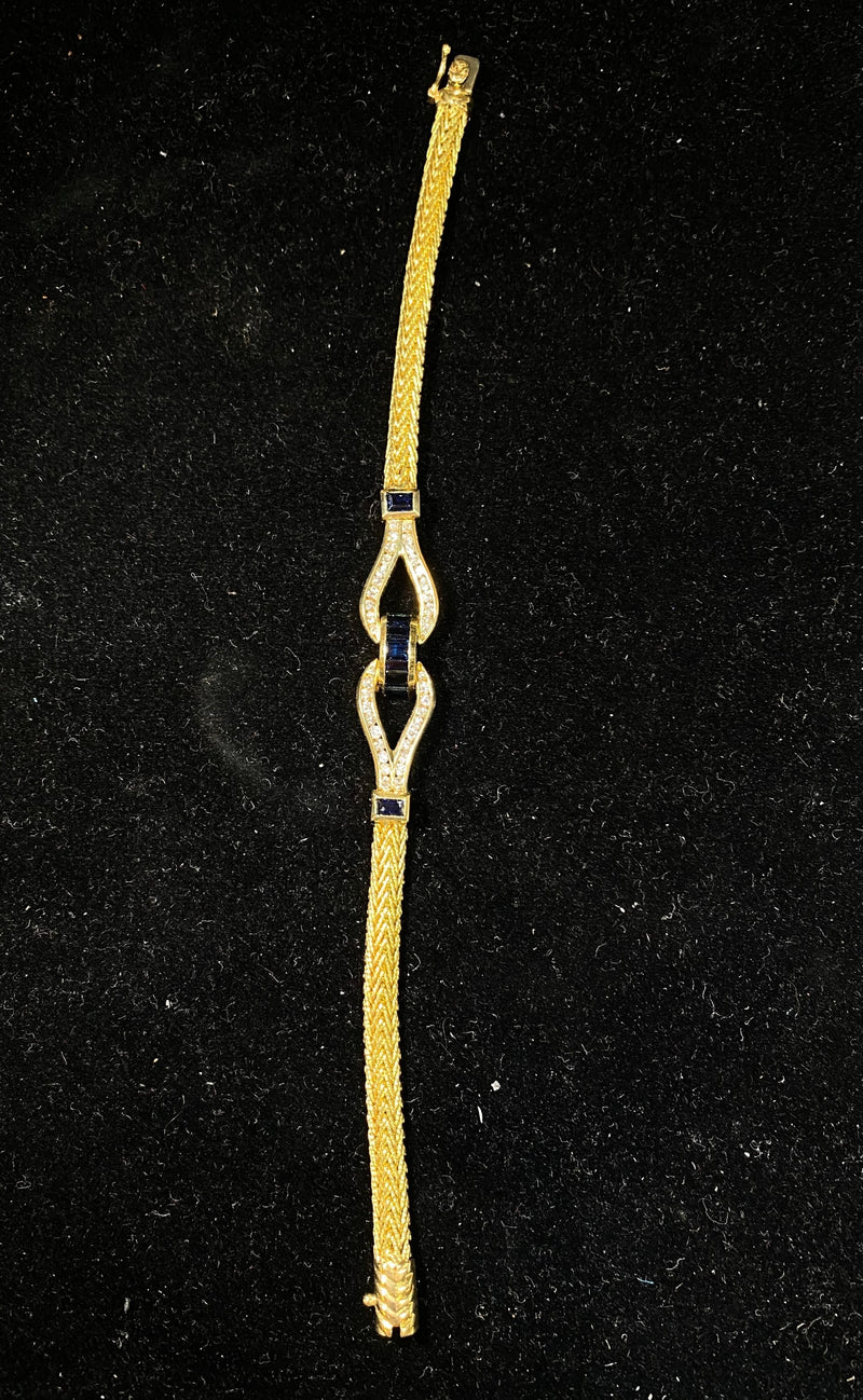 Contemporary Designer 18K Yellow Gold Diamond & Sapphire Bracelet - $15K Appraisal Value w/ CoA! } APR 57