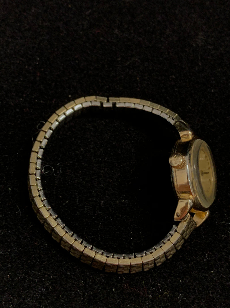 GIRARD PERREGAUX 14K Gold Vintage Ladies Wristwatch - $8K APR Value w/ CoA! APR 57