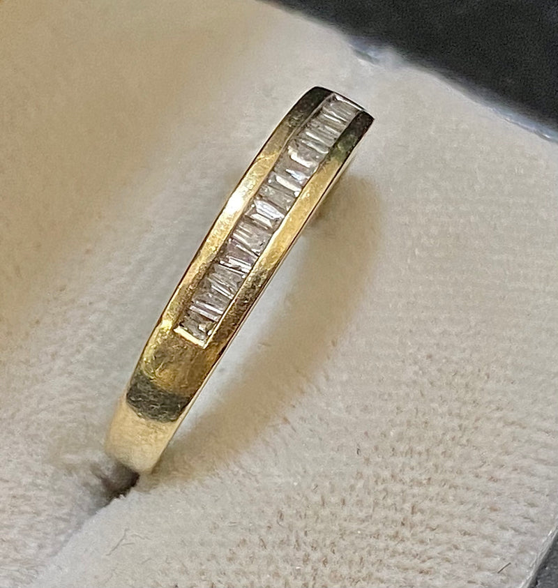 Solid Yellow Gold 17-Diamond Channel-set Band Ring - $5K Appraisal Value w/CoA} APR57