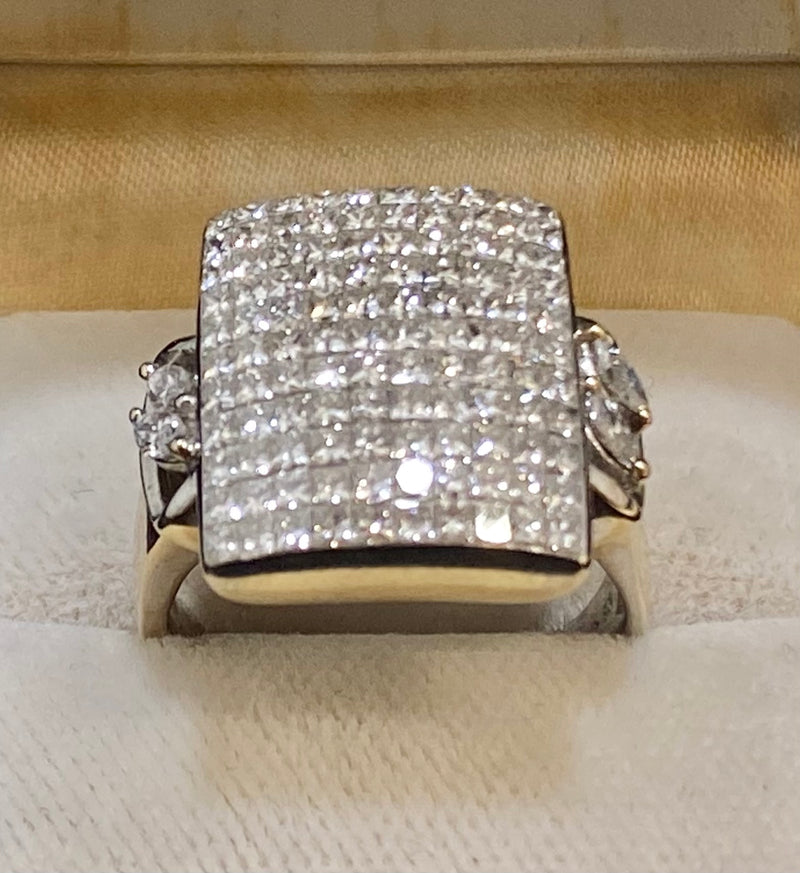 Unique Designer 18K White Gold 114-Diamond Ring - $25K Appraisal Value w/CoA} APR57