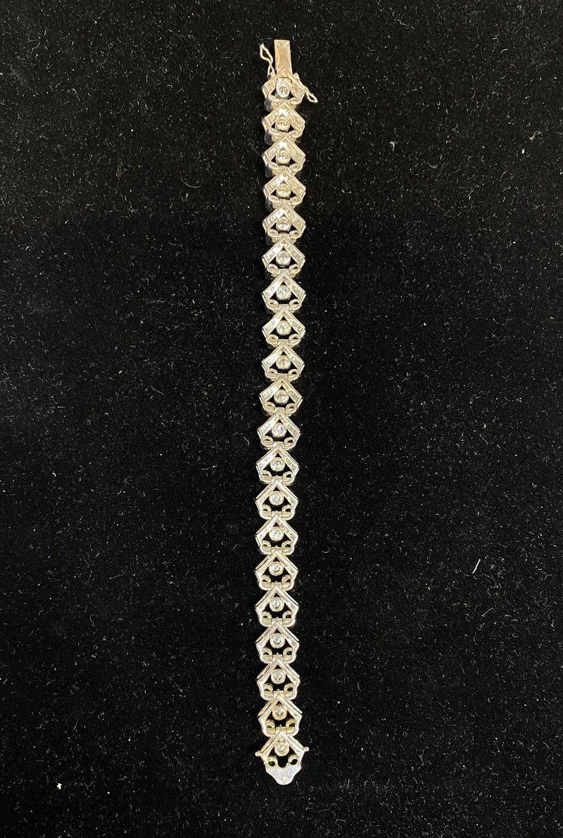 Antique 1950’s Style Solid White Gold with 160 Diamonds & 40 Emeralds Bracelet - $80K Appraisal Value w/CoA} APR 57