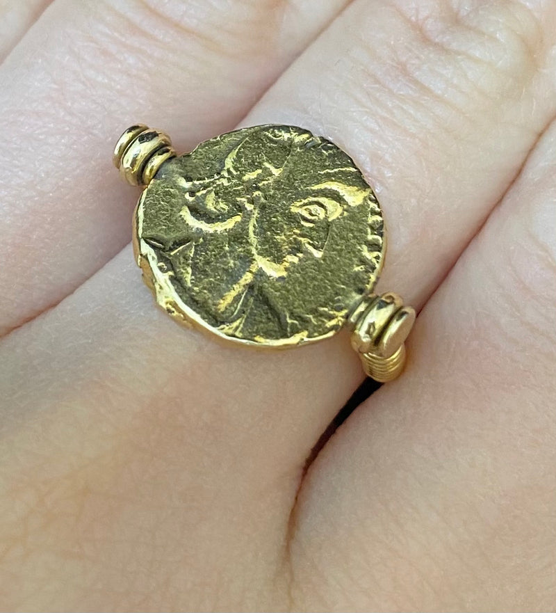 Antique Design Solid Yellow Gold Coin Signet Reversible Ring - $6K Appraisal Value w/CoA} APR57
