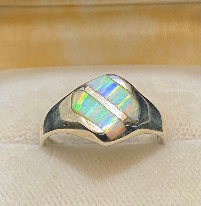 Vintage Designer Sterling Silver Opal Ring - $1.5K Appraisal Value w/CoA} APR57