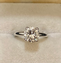 Amazing Platinum & Diamond Solitaire Engagement Ring - $80K Appraisal Value w/CoA} APR57