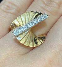 Unique Designer Solid Yellow Gold 7-Diamond Ring - $4K Appraisal Value w/CoA} APR57