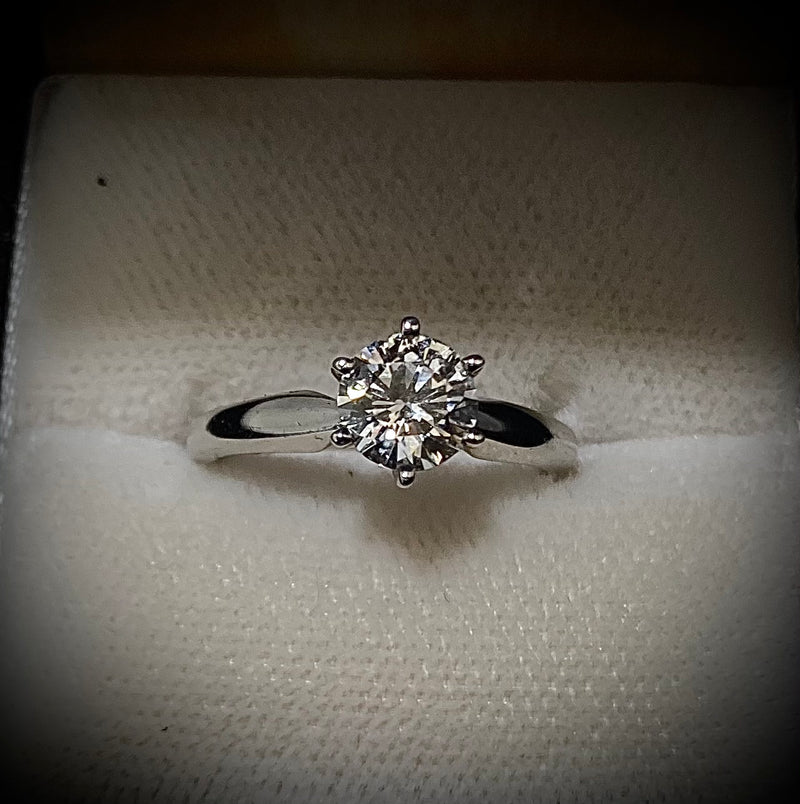 Unique Designer Solid White Gold Solitaire Diamond Engagement Ring - $20K Appraisal Value w/ CoA! } APR57