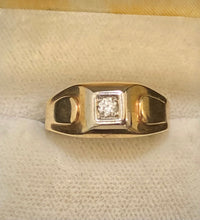 D&F Victorian Antique Solid Yellow Gold  Diamond Signet Ring - $6K Appraisal Value w/CoA} APR57