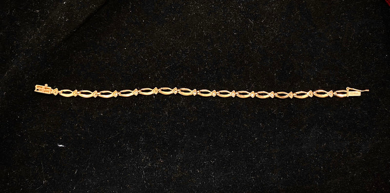 Unique Designer’s Solid Yellow Gold with 15 Diamonds Bracelet $15K Appraisal Value w/CoA} APR57