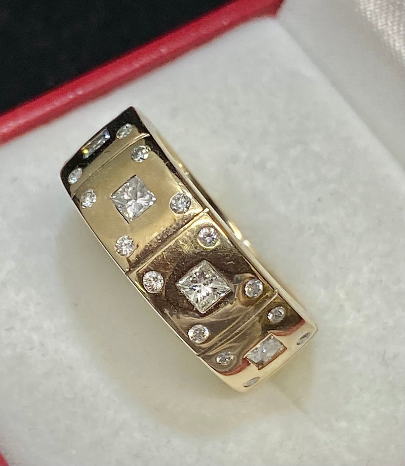 High End Designer 18K Yellow & White Gold 20-Diamond Ring - $20K Appraisal Value w/CoA} APR57