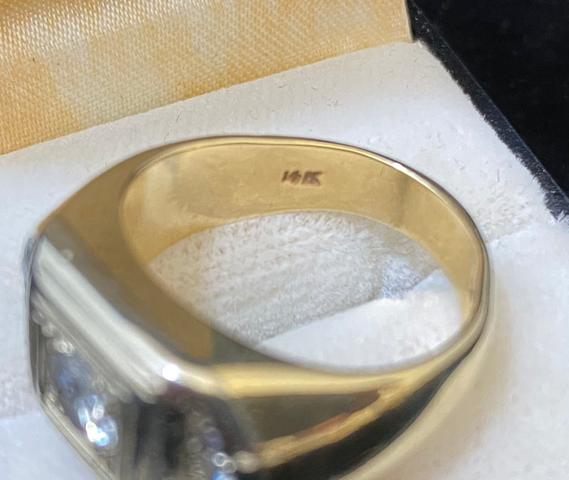 Unique Solid Yellow Gold with 9 Diamonds Flat-top Ring - $15K Appraisal Value w/CoA} APR57