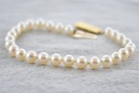 MIKIMOTO 6mm White South Sea Cultured Pearl Bracelet in 18K Yellow Gold -$3K Appraisal Value! ✓ APR 57