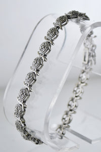 Intricate Designer Diamond Tennis Bracelet in 18K White Gold - $6K APR Value w/ CoA! APR 57