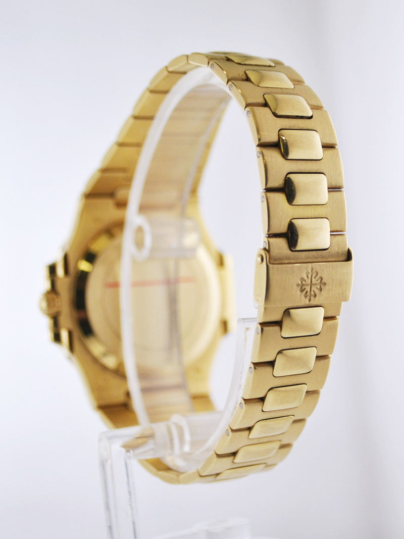 PATEK PHILIPPE Nautilus 4700 Unisex 18K Yellow Gold Wristwatch - $75K Appraisal Value! ✓ APR 57